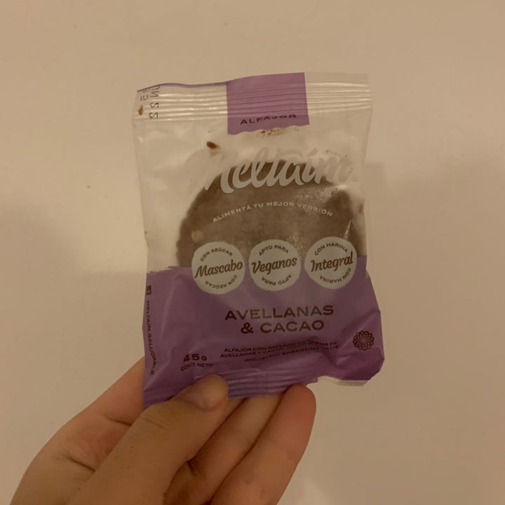 photo of Meltaím Alfajor De Avellanas Y Cacao shared by @danisufo on  28 Feb 2022 - review