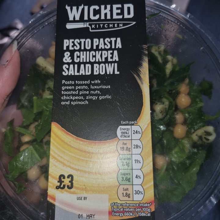 photo of Wicked Pesto Pasta & Chickpea Salad Bowl shared by @laurenjadek on  02 May 2022 - review
