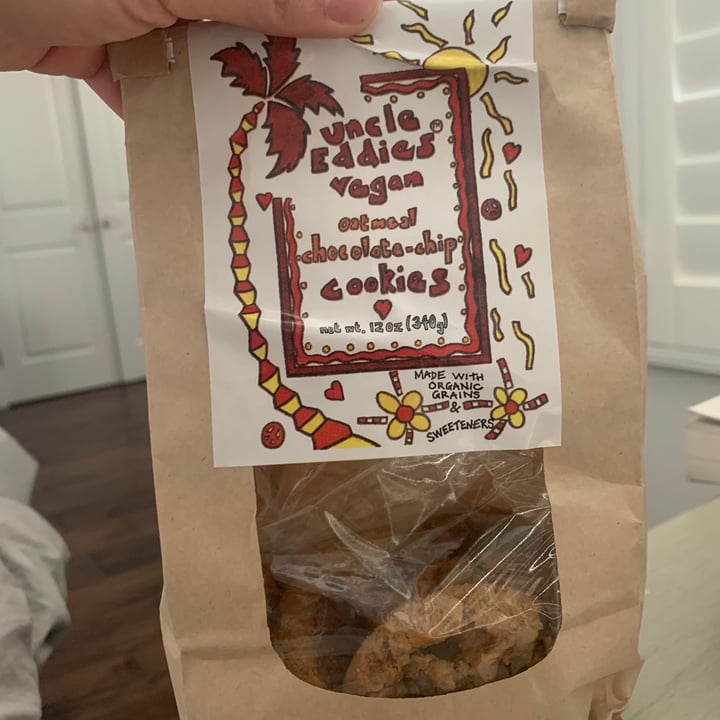 photo of Uncle Eddie’s Vegan Chocolate-Chip Oatmeal Cookies shared by @stephaniechen on  12 May 2020 - review
