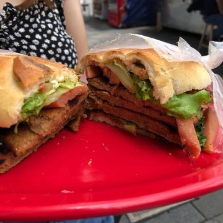 photo of Gatorta Torta De milanesa shared by @onearthling on  15 Jul 2020 - review