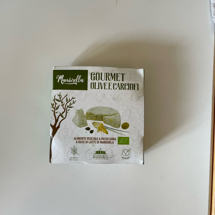 review photo of Mandorella Gourmet Olive E Carciofi shared by @myrtleberries on 04 May 2022 - review