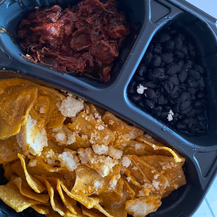 review photo of Frida Chilaquiles Sendero Chilaquiles Veganos shared by @anacasillas on 23 Nov 2020 - review