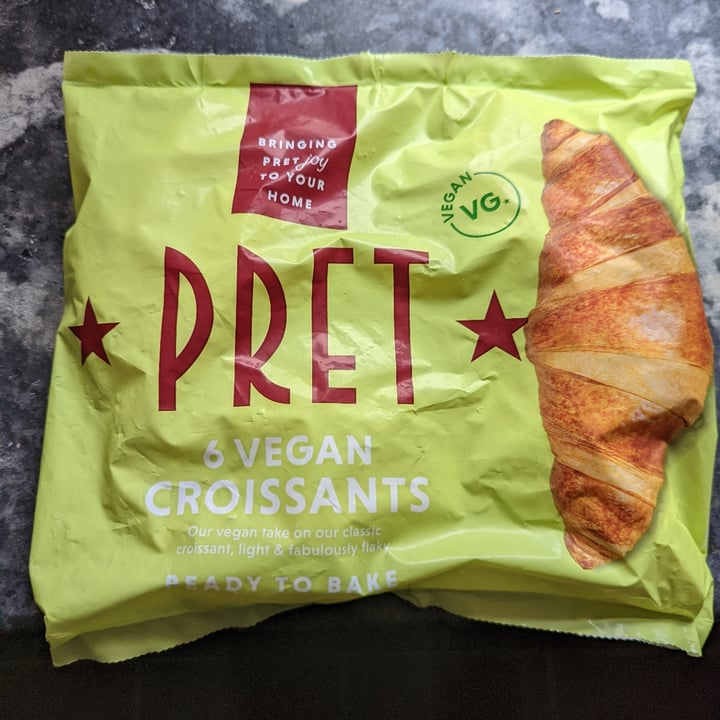 photo of Pret 6 Vegan Croissants shared by @sarahburland on  19 Dec 2021 - review