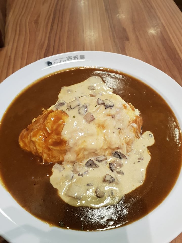 review photo of Coco Ichibanya Cream mushroom and curry omelete shared by @starzshells on 31 Jan 2019 - review