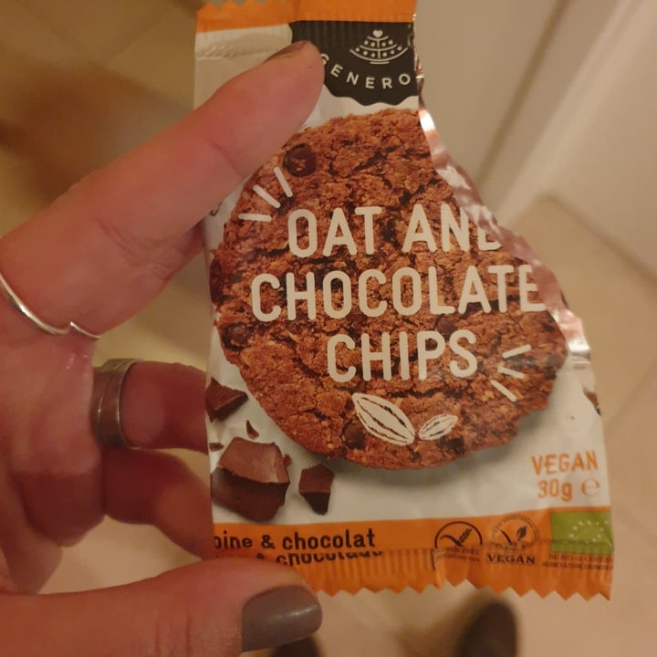 photo of Generous OAT and chocolate cookie shared by @natachadesmet on  15 Nov 2022 - review