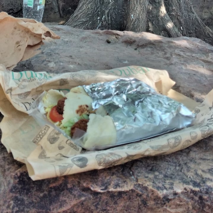 photo of Comidas Arabes Dubai Sándwich de falafel shared by @lizcastillo on  03 Sep 2021 - review