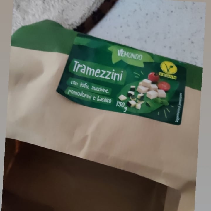 photo of Vemondo  Tramezzini con Tofu, Zucchine, Pomodorini e Basilico shared by @felika on  23 Oct 2022 - review