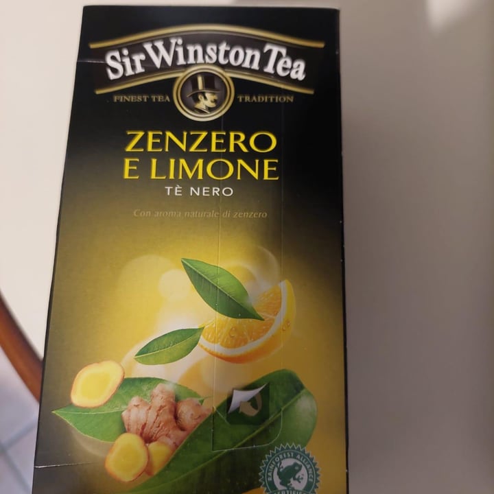 photo of Sir Winston Tea Te nero zenero e limone shared by @daxvegan on  22 Nov 2022 - review