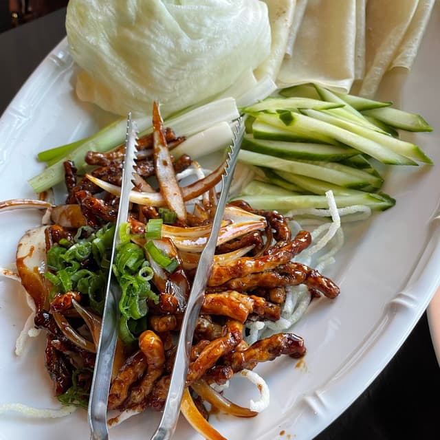 Photo of the dish ““peking duck””