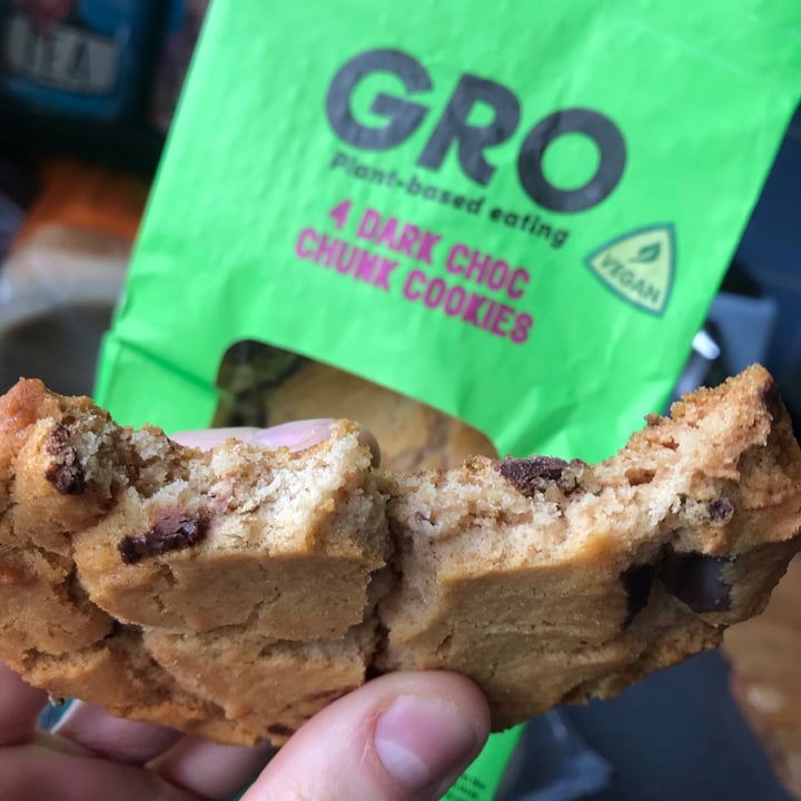photo of GRO Dark choc chunk cookies shared by @vegansuttonmama on  22 Jan 2021 - review