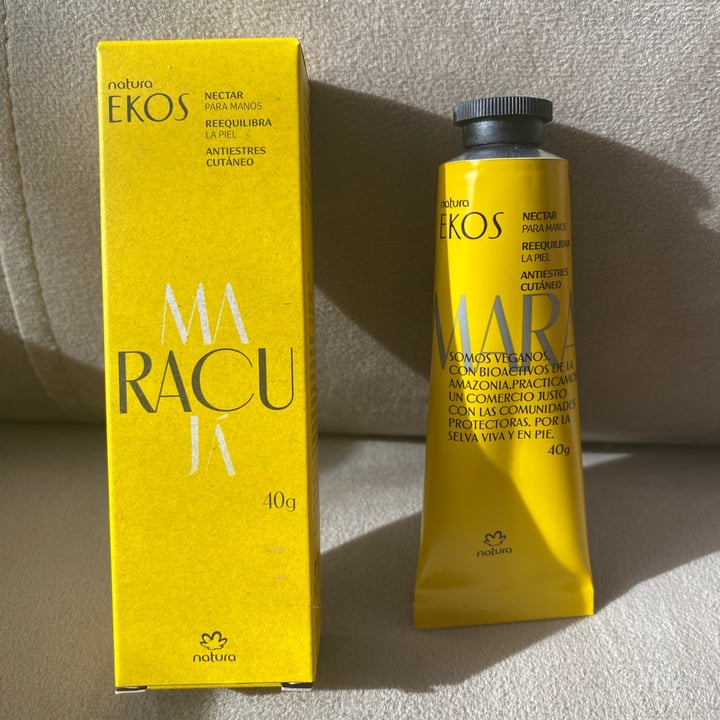 photo of Natura Crema para manos y uñas-Maracuya shared by @willoww on  10 Oct 2022 - review