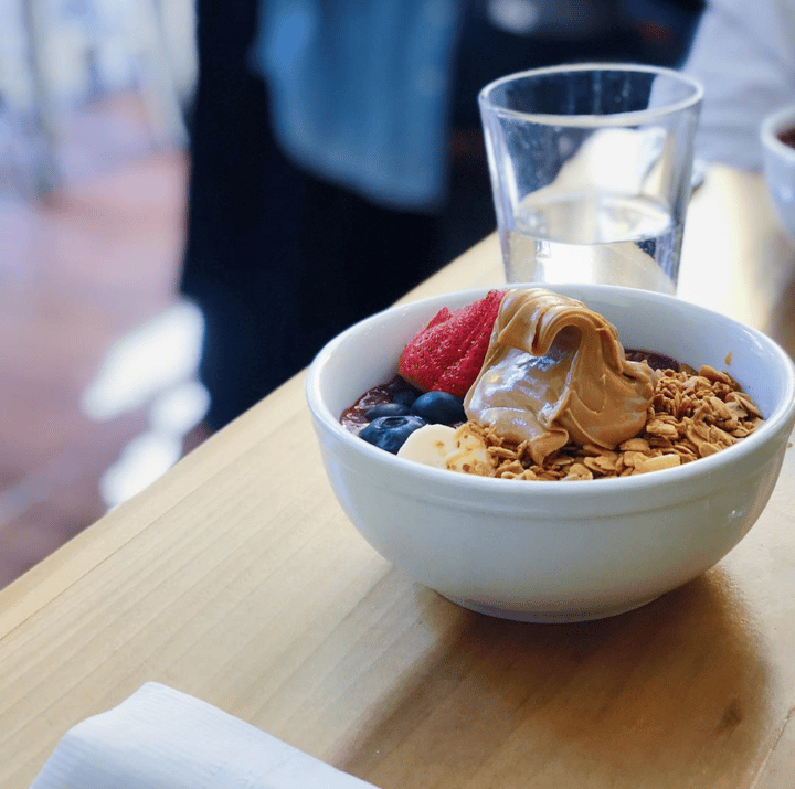 review photo of Coco & Cru Acai Bowl shared by @jamievaldez on 28 Feb 2018 - review