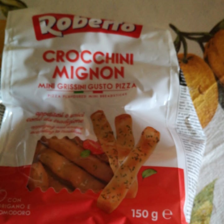 review photo of Roberto Mini grissini gusto pizza shared by @elebol on 30 Jun 2022 - review