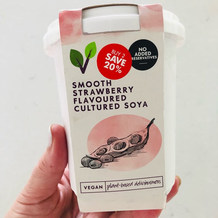 photo of Woolworths Food Smooth Strawberry Flavoured Cultured Soya shared by @kirstent on  23 Oct 2022 - review