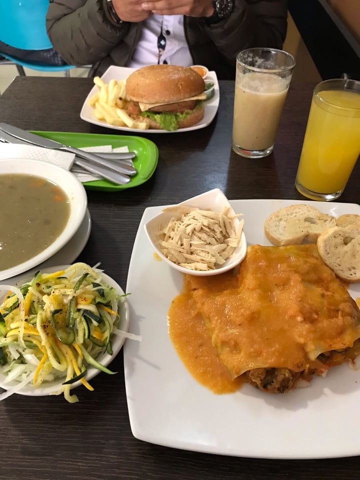 photo of Bulevar Sésamo Vegetariano Almuerzo shared by @andrebay on  23 Aug 2019 - review