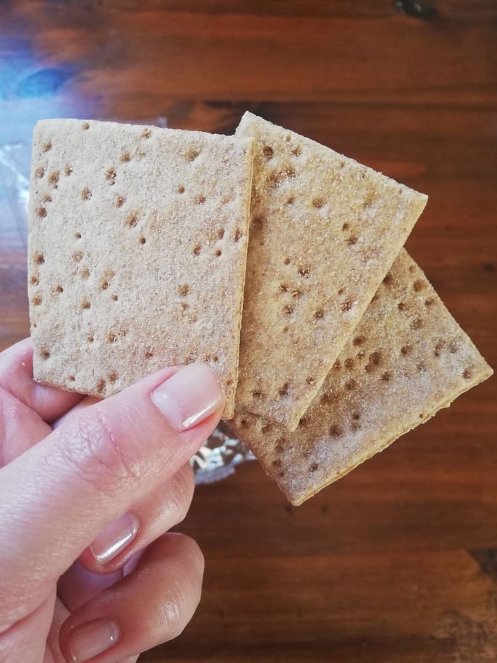 photo of Hausbrot Crackers Veganas shared by @errecassia on  03 Oct 2021 - review