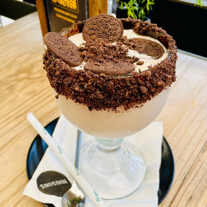 review photo of Hudsons The Burger Joint (Green Point) Vegan Oreo Milkshake shared by @rozanne on 13 Dec 2021 - review