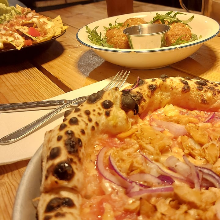 photo of Plant Base Burger, Pizza, Tacos And pakoras shared by @steffi127 on  22 Mar 2022 - review