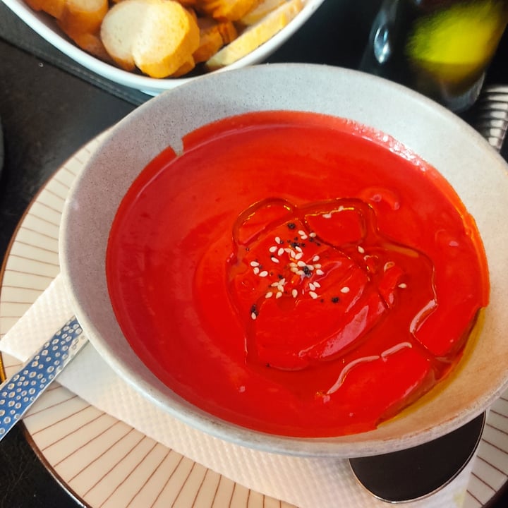 photo of Arte y Sabor salmorejo de remolacha shared by @lauraorts on  10 Jul 2022 - review