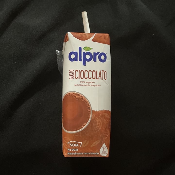 photo of Alpro Gusto Cioccolato shared by @giulia888 on  15 May 2022 - review