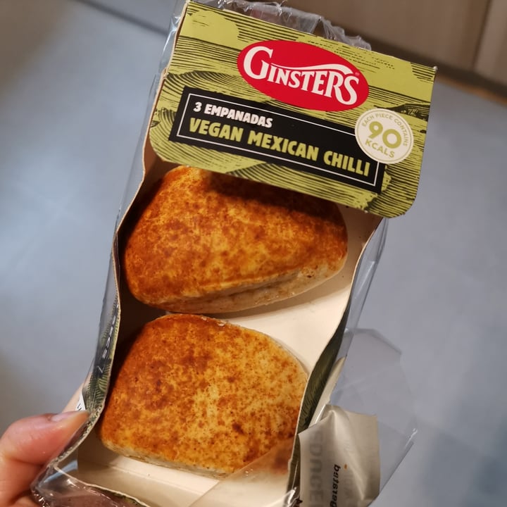 photo of Ginsters Empanadas vegan Mexican chilli shared by @annamango on  28 Dec 2020 - review