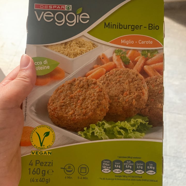 photo of Despar Veggie Miniburger bio miglio e carota shared by @hazelone on  01 Sep 2022 - review