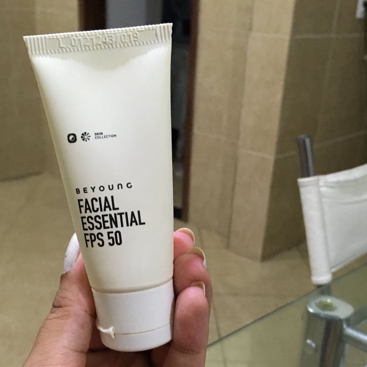 review photo of Beyoung Facial essential FPS 50 shared by @jorlenelima on 22 Apr 2022 - review