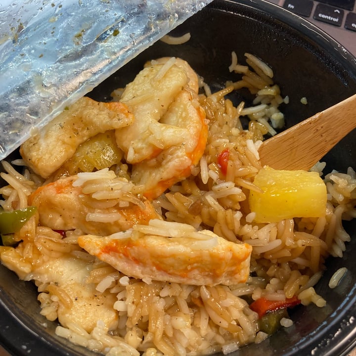 review photo of Clo Clo Hawaiian Inspired Shrimp Bowl shared by @cecilbeee on 10 Mar 2022 - review