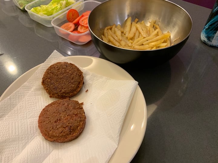 photo of Beyond Meat Beyond Burger Plant-Based Patties shared by @luayidriss on  14 Apr 2020 - review