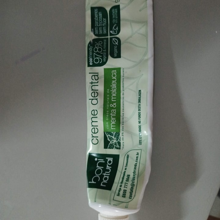 photo of Boni natural creme dental com óleos naturais menta e melaleuca shared by @erizs on  03 Dec 2022 - review