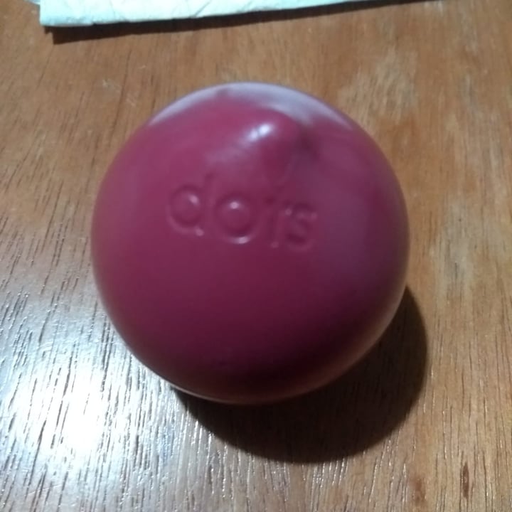 photo of Dots Cosmeticos Protector Labial Frutos Rojos shared by @noefracchia on  11 Jul 2021 - review