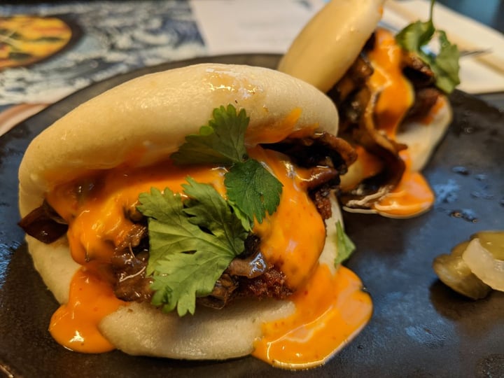 photo of Wagamama Mixed Mushroom Hirata Buns shared by @papalovesvegan on  05 Jan 2020 - review