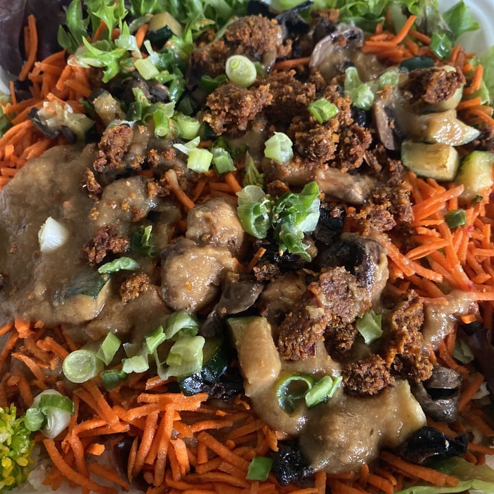 photo of Rawthentic Eatery Hearty Comfort Bowl shared by @veganmika on  13 Jun 2021 - review