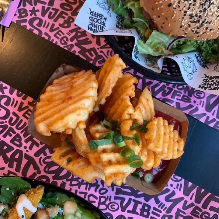 photo of Vegan Junk Food Bar Waffle Fries shared by @fionaomi on  18 Sep 2020 - review