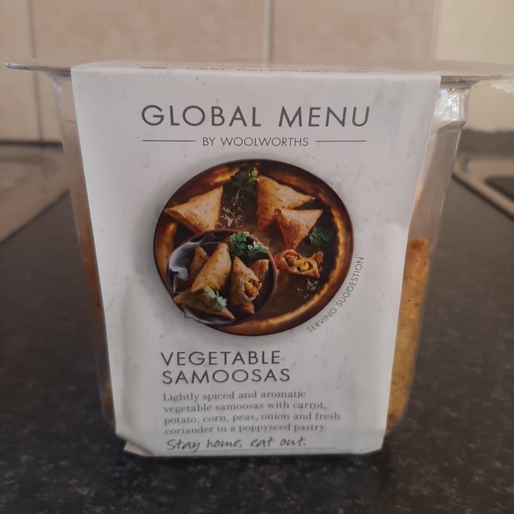 photo of Woolworths Food Vegetable Samoosas shared by @chloekingdom on  27 Jul 2020 - review