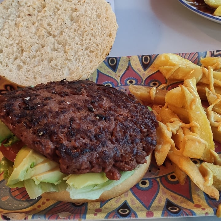review photo of Gontoro Hamburguesa vegana shared by @carrasperasound on 25 May 2021 - review