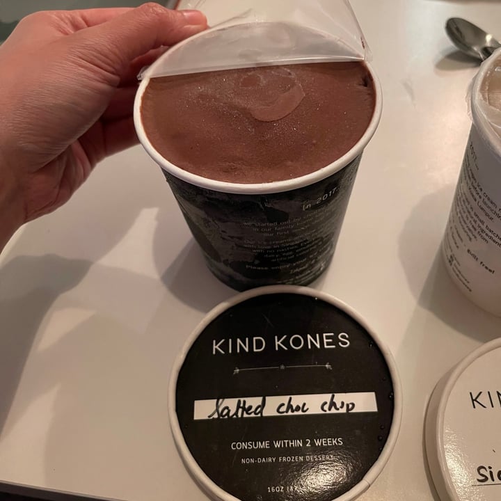 review photo of Kind Kones Salted Chocolate Chip shared by @carachew on 12 Jul 2021 - review