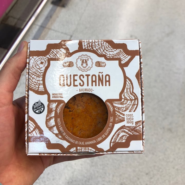photo of Felices Las Vacas Questaña Queso Vegano Ahumado shared by @aranetalola on  21 Sep 2020 - review