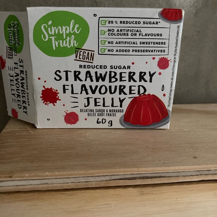 photo of Simple Truth Strawberry Flavoured Jelly shared by @ctfloof on  10 Feb 2022 - review