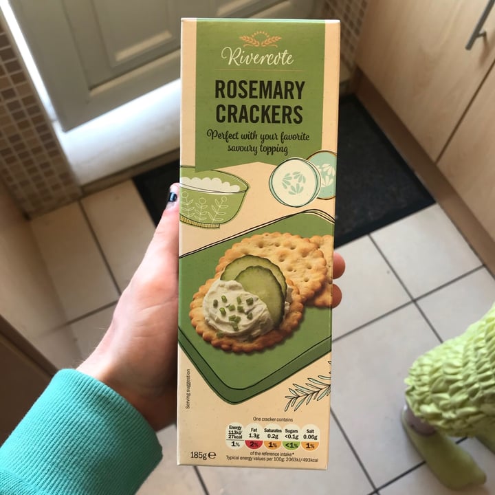 photo of Vemondo  Rosemary Crackers shared by @morganthomas on  28 Apr 2021 - review