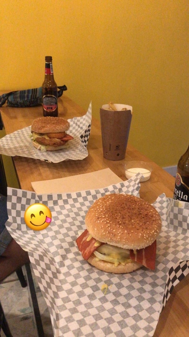 photo of THUNDER VEGAN FOOD Thunder Burger shared by @saraacoboss on  20 Jan 2020 - review