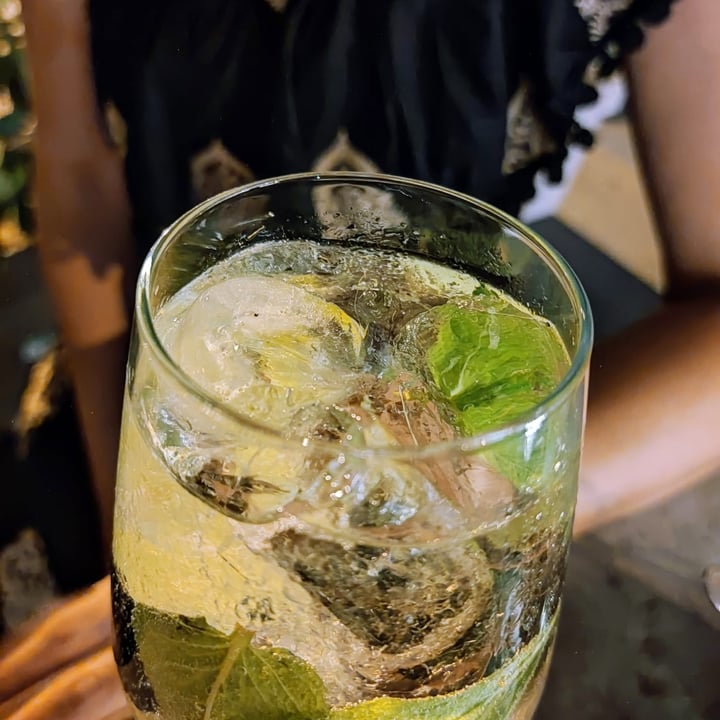 review photo of Caffe' Cristallo Hugo shared by @laemmeti on 02 Jun 2022 - review