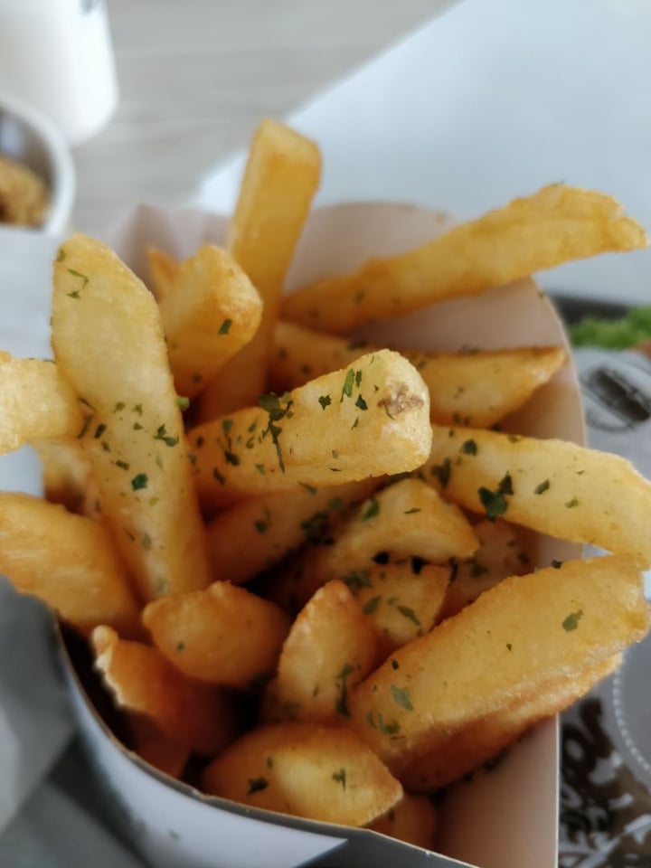 photo of VeganBurg Singapore Seaweed Fries shared by @mikebroadhead on  10 Aug 2019 - review