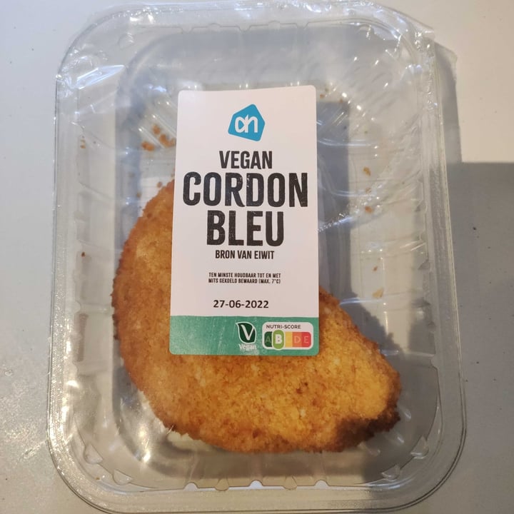 photo of Albert Heijn AH cordon bleu shared by @moorishtoflourish on  15 Jun 2022 - review