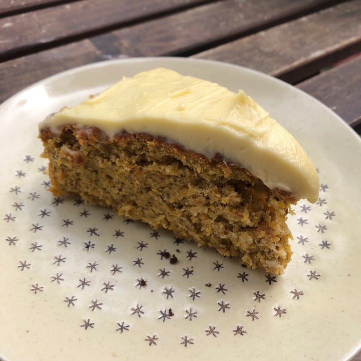 review photo of roots. Pflanzencafé Möhrenkuchen shared by @vegan-fitness on 12 Jul 2020 - review