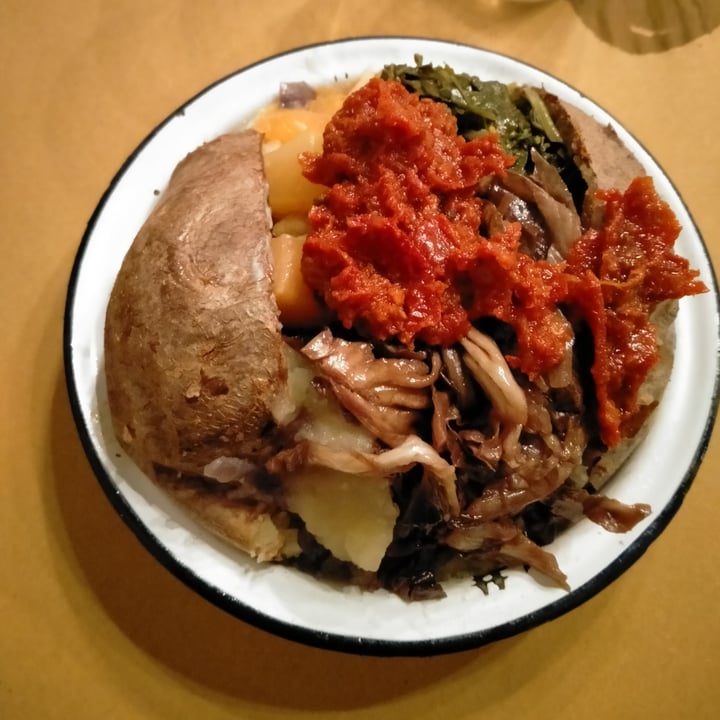 review photo of Poormanger Patata Ripiena Di Verdure Miste shared by @steoruf on 14 Apr 2022 - review