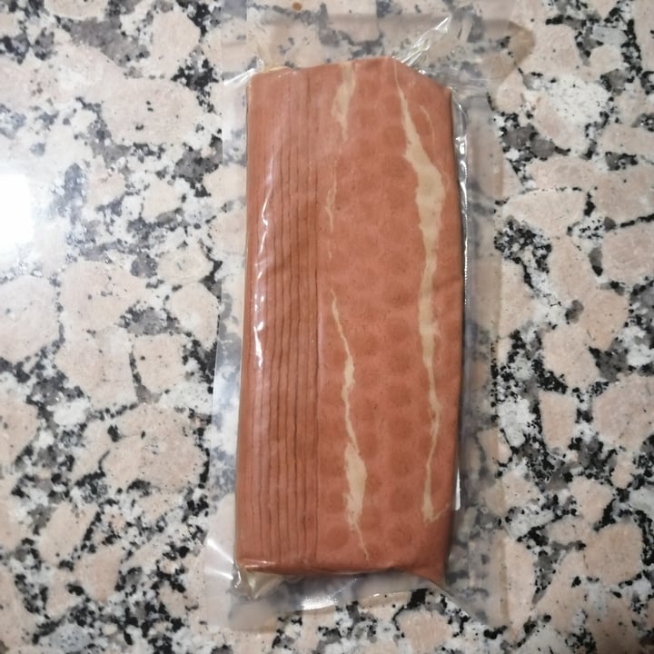 review photo of Vantastic Foods Bacon vegetale shared by @aloneintheriver on 30 Dec 2021 - review