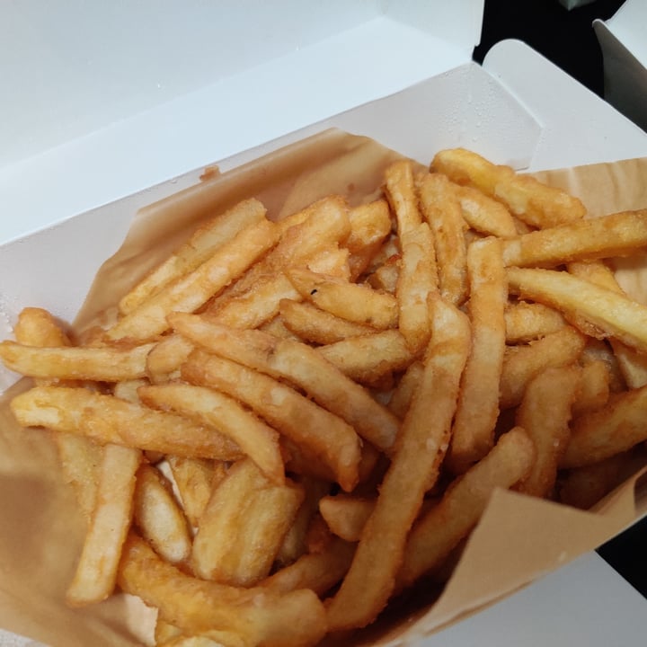 photo of Love Handle  Golden Fries shared by @fourdollars on  30 Jun 2020 - review