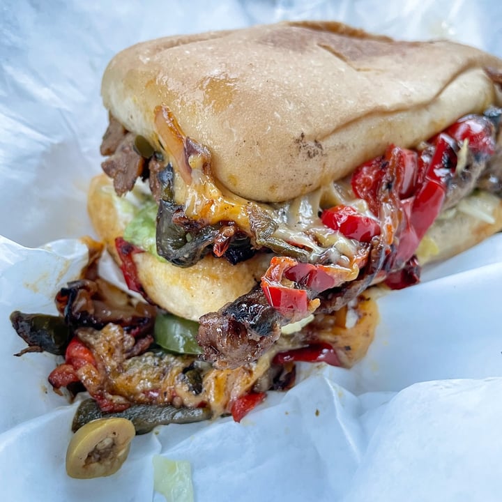 photo of Green New American Vegetarian Chicago cheesesteak sandwich shared by @alleycatz on  10 Aug 2022 - review