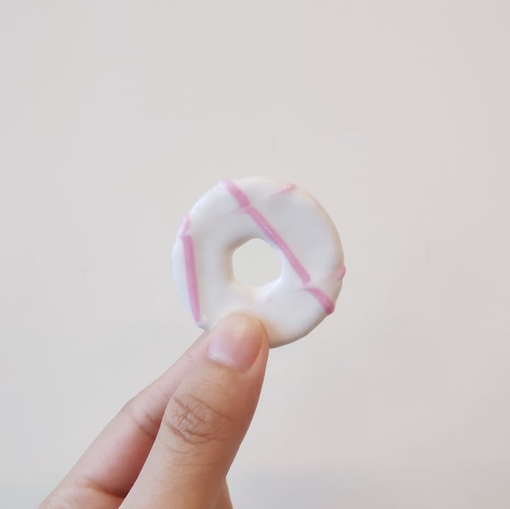 photo of Marks & Spencer Food (M&S) Iced Party Rings shared by @simhazel on  17 Sep 2019 - review
